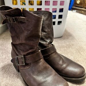 Frye brown leather slouch boots 8B